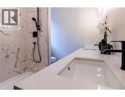 89 DUCHESS Drive - 18