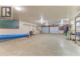 48 DUPONT Street E - 31