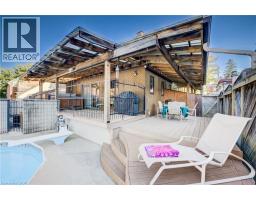 48 DUPONT Street E - 37