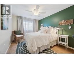 42 FALLOWFIELD Drive UnitNo. 15 - 18