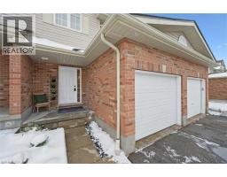 42 FALLOWFIELD Drive UnitNo. 15 - 2