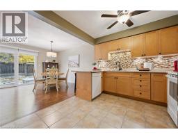 42 FALLOWFIELD Drive UnitNo. 15 - 5