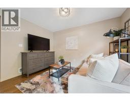 42 FALLOWFIELD Drive UnitNo. 15 - 8