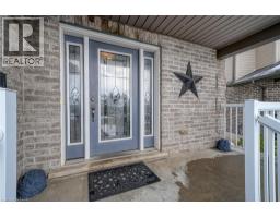 32 LANGRELL Avenue - 2