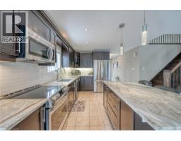 32 LANGRELL Avenue - 7