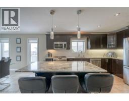 32 LANGRELL Avenue - 9