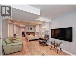 150 HOLLAND Circle - 31