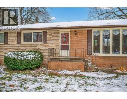 580 WOODHILL Road - 4