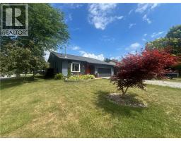 24 WOODHOUSE Avenue - 1