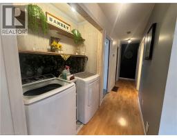 24 WOODHOUSE Avenue - 11