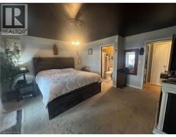 24 WOODHOUSE Avenue - 13