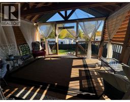 24 WOODHOUSE Avenue - 16