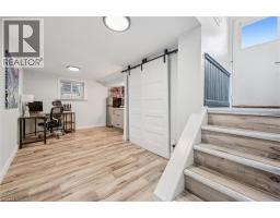 10 BROKEN OAK Crescent - 21