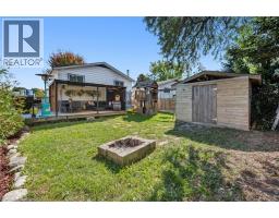 10 BROKEN OAK Crescent - 32