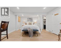 49 ALEXANDER Drive - 33