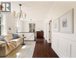 19 MAYNARD Avenue - 23