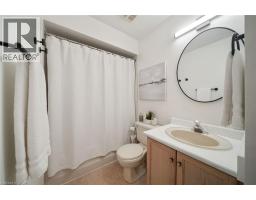 320 HAMILTON Drive UnitNo. 10 - 22