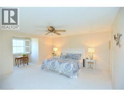 216 AMBERLY Boulevard - 33