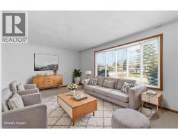 7 LICHTY Crescent - 15