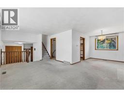 7 LICHTY Crescent - 19