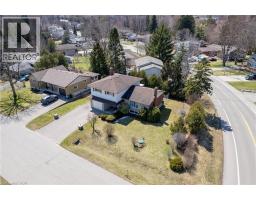 7 LICHTY Crescent - 2