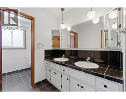 7 LICHTY Crescent - 29