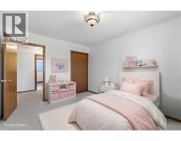 7 LICHTY Crescent - 35