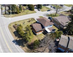 7 LICHTY Crescent - 46