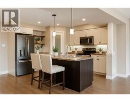 175 INGERSOLL Street N UnitNo. 22 - 7