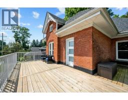 89 LYNDEN Road - 22
