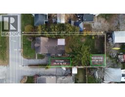 17 ONEIDA Street - 2