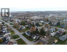 17 ONEIDA Street - 42