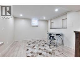 50 OLD FOREST Crescent - 32