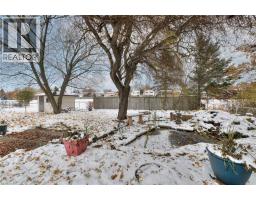 50 OLD FOREST Crescent - 40