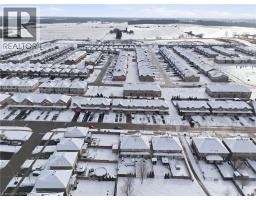 347 VINCENT Drive - 37