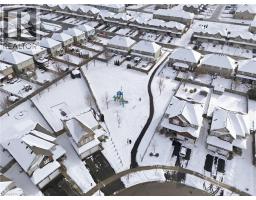 347 VINCENT Drive - 38