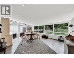 14 SIMCOE Boulevard - 19