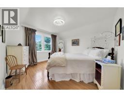 14 SIMCOE Boulevard - 27