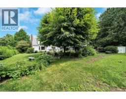 14 SIMCOE Boulevard - 43