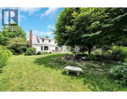 14 SIMCOE Boulevard - 46