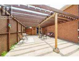 25 COUNTRY CLUB Road - 37