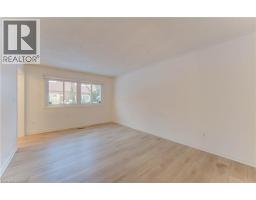 121 UNIVERSITY Avenue E UnitNo. 52 - 15