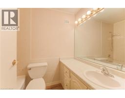 121 UNIVERSITY Avenue E UnitNo. 52 - 26