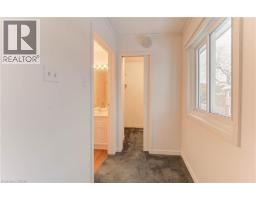 121 UNIVERSITY Avenue E UnitNo. 52 - 27