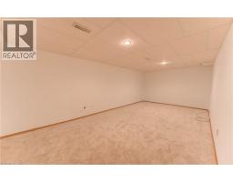 121 UNIVERSITY Avenue E UnitNo. 52 - 29