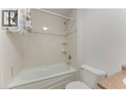 523 BEECHWOOD Drive UnitNo. 5 - 17