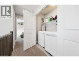 8 GRIFFITH Court - 37