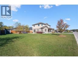 8 GRIFFITH Court - 40