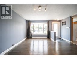 66 BELWOOD Crescent - 5