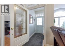 663 SOUTHWOOD Way UnitNo. 4 - 5